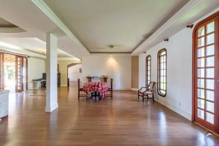 Casa com 5 Quartos à venda, 600m² no Setor de Habitações Individuais Sul, Brasília