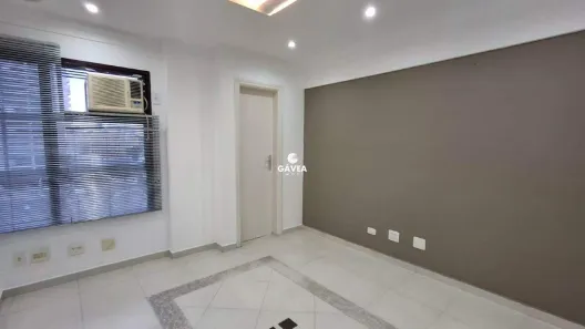 Sala Comercial à venda, 100m² no Vila Mathias, Santos