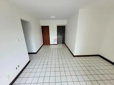 Apartamento com 3 Quartos para alugar, 77m² no Stiep, Salvador