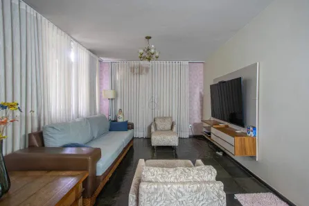 Casa com 7 Quartos à venda, 407m² no Asa Sul, Brasília