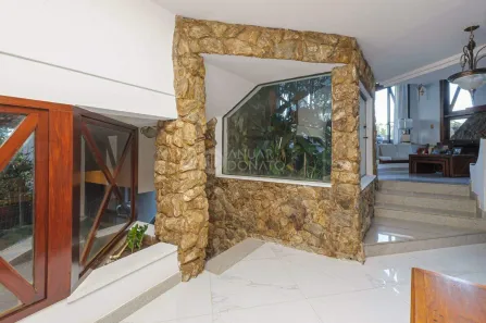 Imóvel Comercial com 7 Quartos para alugar, 700m² no Mangabeiras, Belo Horizonte