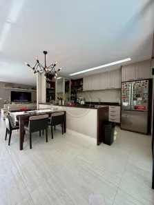 Casa de Condomínio com 3 Quartos à venda, 230m² no Aleixo, Manaus