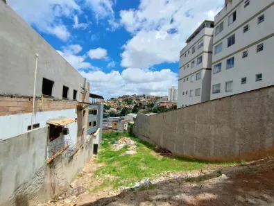 Lote/Terreno à venda, 603m² no Diamante (Barreiro), Belo Horizonte