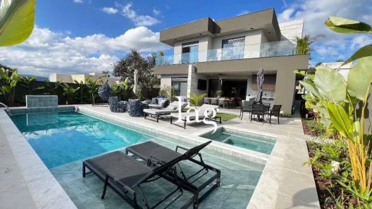 Casa de Condomínio com 4 Quartos à venda, 363m² no Condomínio Ninho Verde II, Pardinho