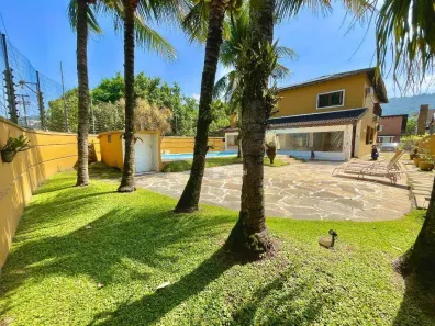 Casa de Condomínio com 4 Quartos à venda, 381m² no Enseada, Guarujá