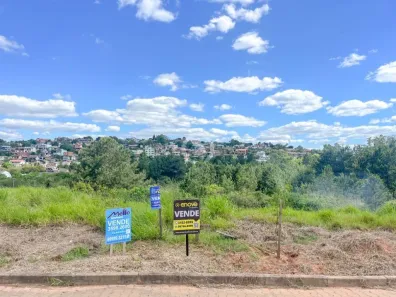 Lote/Terreno à venda, 305m² no 4 Colônias, Campo Bom