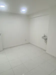 Ponto Comercial para alugar, 72m² no Recreio dos Bandeirantes, Rio de Janeiro