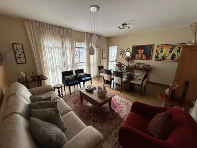 Sobrado com 9 Quartos à venda, 350m² no Taguatinga Sul, Brasília