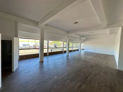Sala Comercial para alugar, 300m² no Nossa Senhora das Graças, Canoas