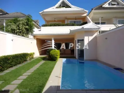 Casa com 5 Quartos para alugar, 300m² no Barra da Tijuca, Rio de Janeiro