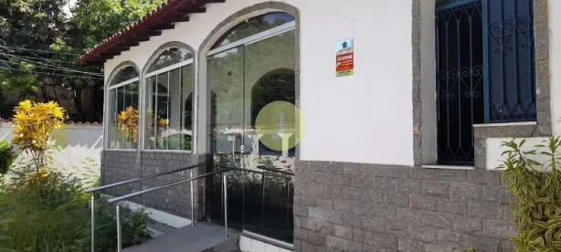 Casa com 5 Quartos para alugar, 300m² no Campo Grande, Rio de Janeiro