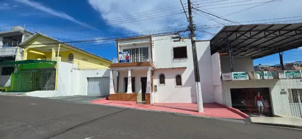 Casa com 6 Quartos à venda, 410m² no Santo Antônio, Manaus