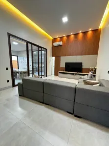 Casa com 4 Quartos à venda, 220m² no Loteamento Jardins Siena, Araguaína