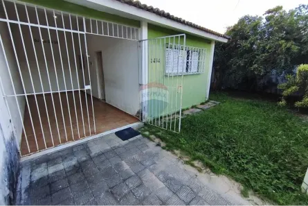 Casa com 3 Quartos para alugar, 79m² no Candelária, Natal