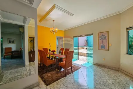Casa com 3 Quartos à venda, 514m² no Chapada, Manaus