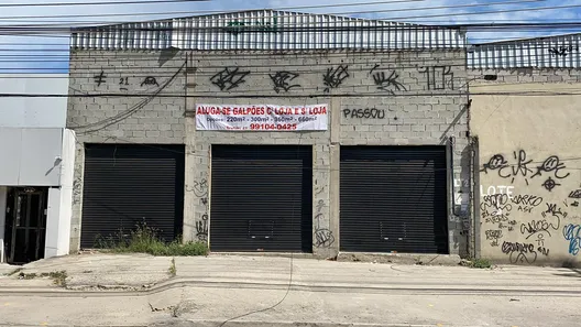 Ponto Comercial para alugar, 240m² no Praça Seca, Rio de Janeiro