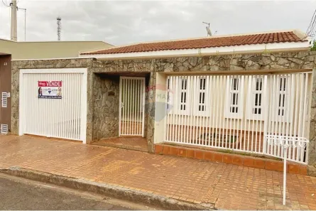 Casas à venda em Sertãozinho, SP - Viva Real