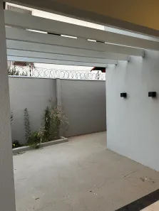 Casa com 3 Quartos para alugar, 90m² no Plano Diretor Sul, Palmas