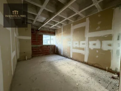 Sala Comercial à venda, 27m² no Centro, Anápolis