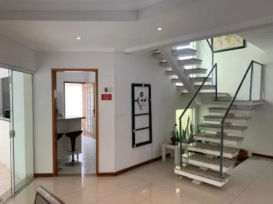 Casa de Condomínio com 3 Quartos para venda ou aluguel, 220m² no Caminho Novo, Tremembé