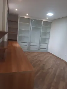 Apartamento com 2 Quartos para alugar, 90m² no Jardim Meny, São Roque