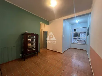 Apartamento com 1 Quarto à venda, 45m² no Leme, Rio de Janeiro