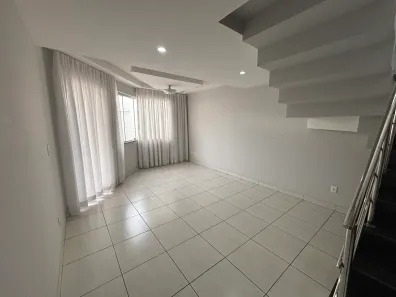 Casa com 3 Quartos para alugar, 420m² no Angola, Betim