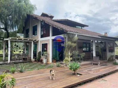 Fazenda/Sítio com 4 Quartos à venda, 250m² no Trapiche, Macaé