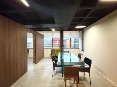 Sala Comercial para alugar, 47m² no Barra Olímpica, Rio de Janeiro
