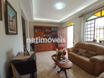 Casa com 5 Quartos à venda, 300m² no Monsenhor Messias, Belo Horizonte