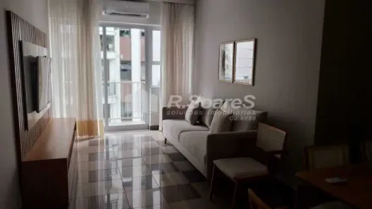 Apartamento com 3 Quartos para alugar, 96m² no Copacabana, Rio de Janeiro