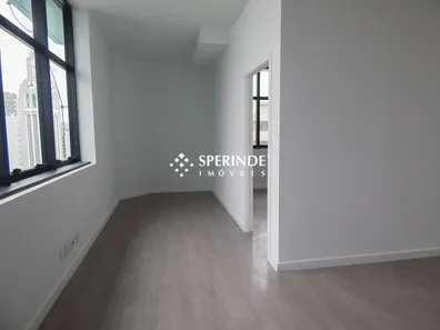Sala Comercial para alugar, 51m² no São Pelegrino, Caxias do Sul