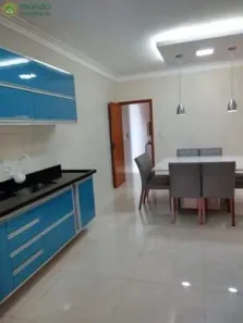 Sobrado com 3 Quartos à venda, 131m² no Jardim Califórnia, Taubaté