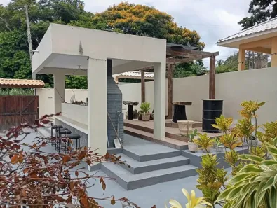 Sobrado com 2 Quartos para alugar, 68m² no Areal, Araruama