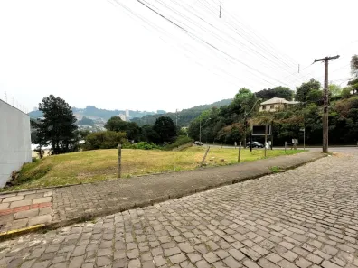 Lote/Terreno à venda, 428m² no Cruzeiro, Caxias do Sul