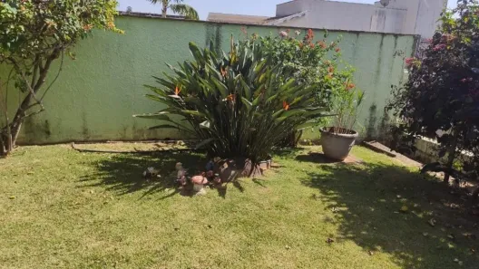 Casa de Condomínio com 3 Quartos para alugar, 150m² no Vilagge Capricio, Louveira