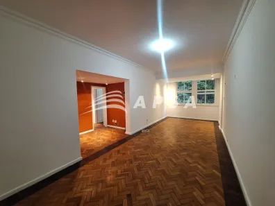 Apartamento com 3 Quartos para alugar, 119m² no Leme, Rio de Janeiro