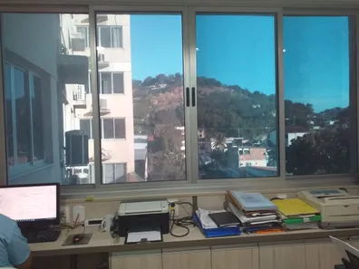 Sala Comercial à venda, 27m² no Centro, São Gonçalo