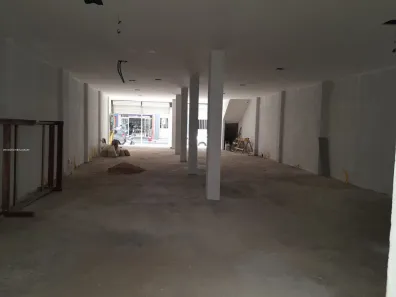 Ponto Comercial para alugar, 180m² no Boca do Rio, Salvador