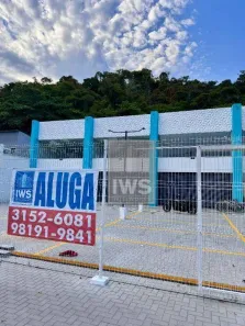 Ponto Comercial para alugar, 226m² no Vargem Pequena, Rio de Janeiro