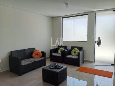 Casa com 3 Quartos para alugar, 149m² no Santa Rosa, Belo Horizonte