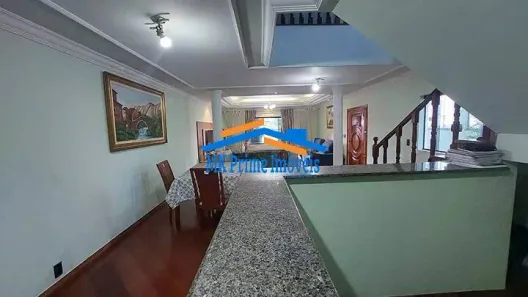 Sobrado com 4 Quartos à venda, 378m² no Vila Janete, Carapicuíba