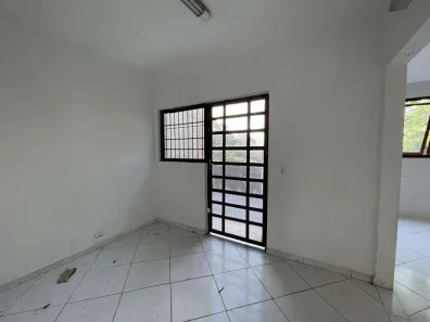 Ponto Comercial à venda, 320m² no Chácara São João, Carapicuíba