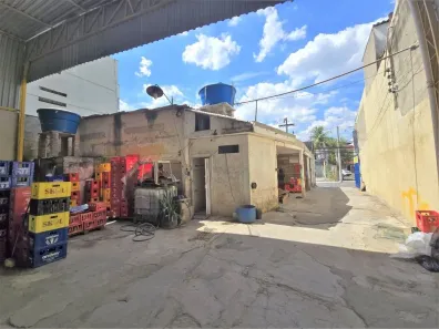 Galpão/Depósito/Armazém para alugar, 421m² no Centro, Nova Iguaçu