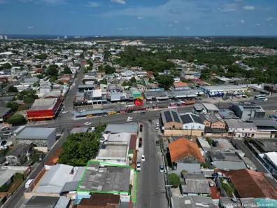 Casa com 4 Quartos à venda, 300m² no Alvorada, Manaus