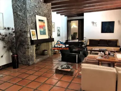 Sobrado com 3 Quartos para venda ou aluguel, 698m² no Chácara São João, Carapicuíba