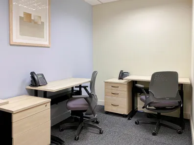 Sala Comercial para alugar, 100m² no Asa Norte, Brasília