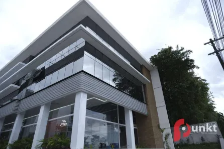 Ponto Comercial para alugar, 121m² no Aleixo, Manaus