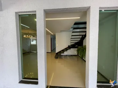 Sobrado com 4 Quartos à venda, 400m² no Ceilândia Norte, Brasília