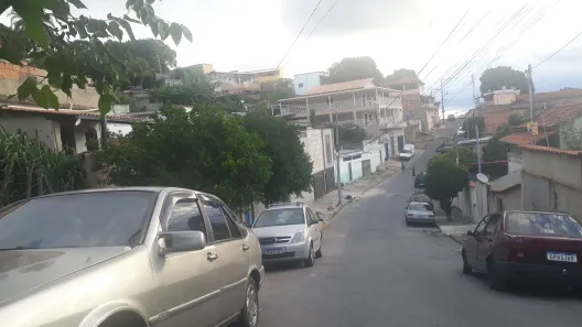 Lote/Terreno à venda, 499m² no Jardim dos Comerciários (Venda Nova), Belo Horizonte